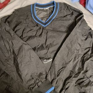 Nike windbreaker jacket Size l